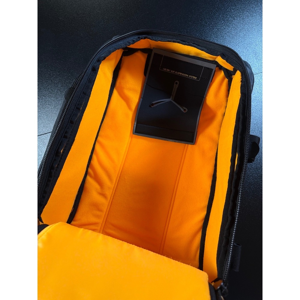 Case Logic SLRC-206 Professional SLR Camera Backpack Orange Interior / Dividers - Picture 5 of 16